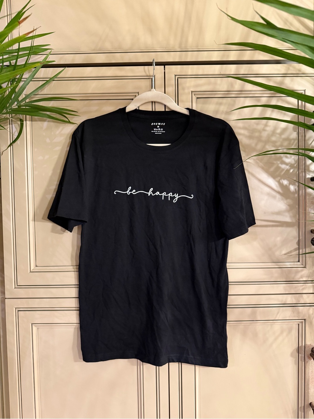 New Cosmos Be Happy Black short sleeve Cotton Graphic Tee Shirt T-Shirt Med